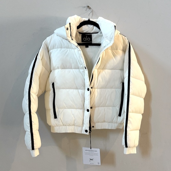 New Rare ALO Aspen Love Puffer Jacket - Picture 5 of 16